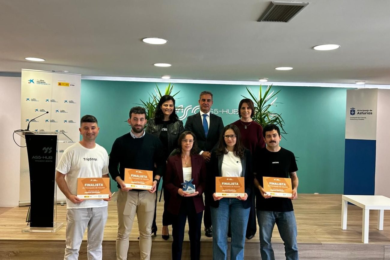 ganador y finalistas premios emprendexxi asturias